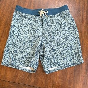 Taylor Stitch Bo Boardie Boardshorts Men 38  Green Sea Floral Print Stretch Zip